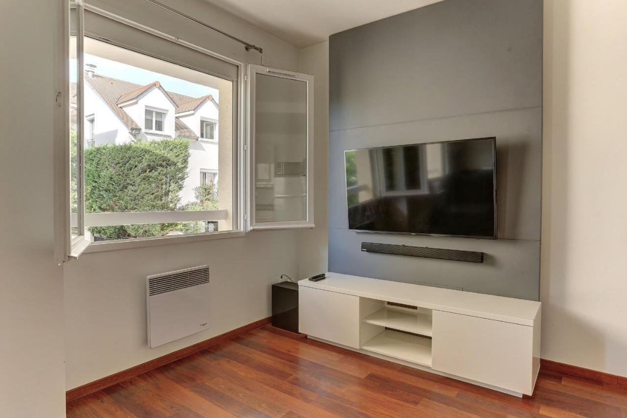 L'Athos - Appartement Equipe - Entre Paris Et Versailles - Haut Debit Garches Exterior photo