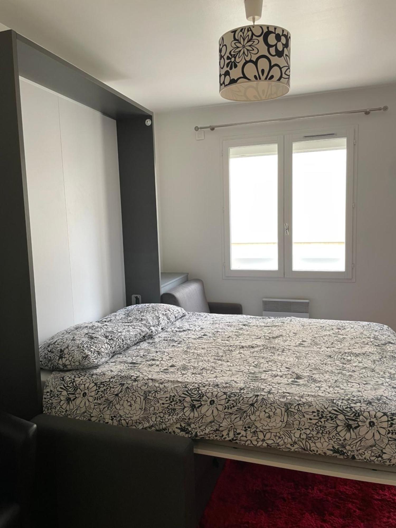 L'Athos - Appartement Equipe - Entre Paris Et Versailles - Haut Debit Garches Exterior photo